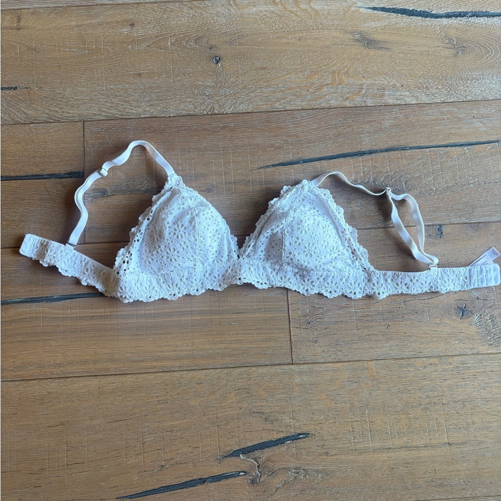 Auden Soft White Lace Intimates, size L